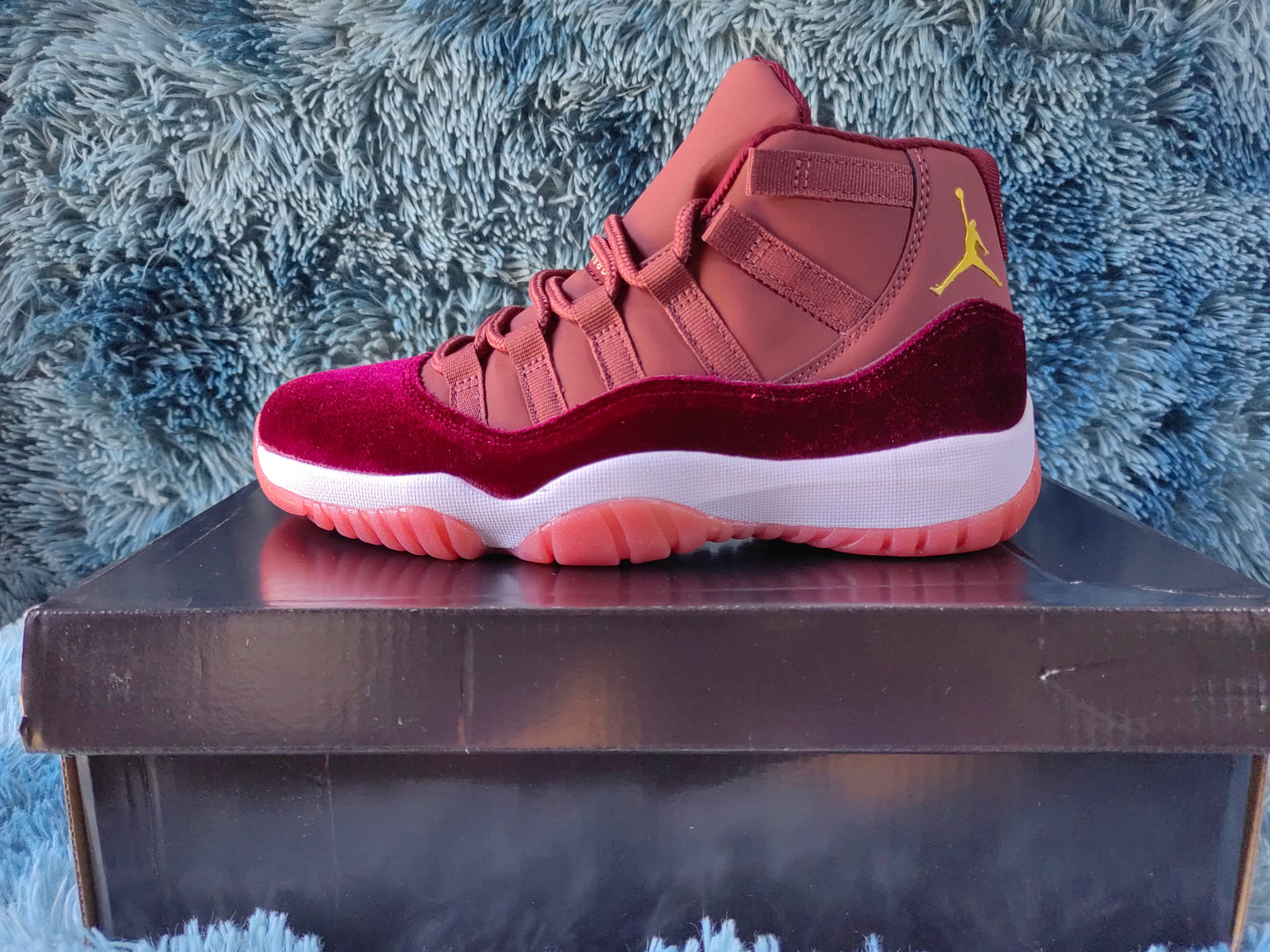 JORDAN 11 “Heiress”