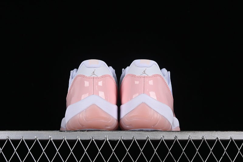 AIR JORDAN 11 LOW LEGEND PIN WHITE/PINK