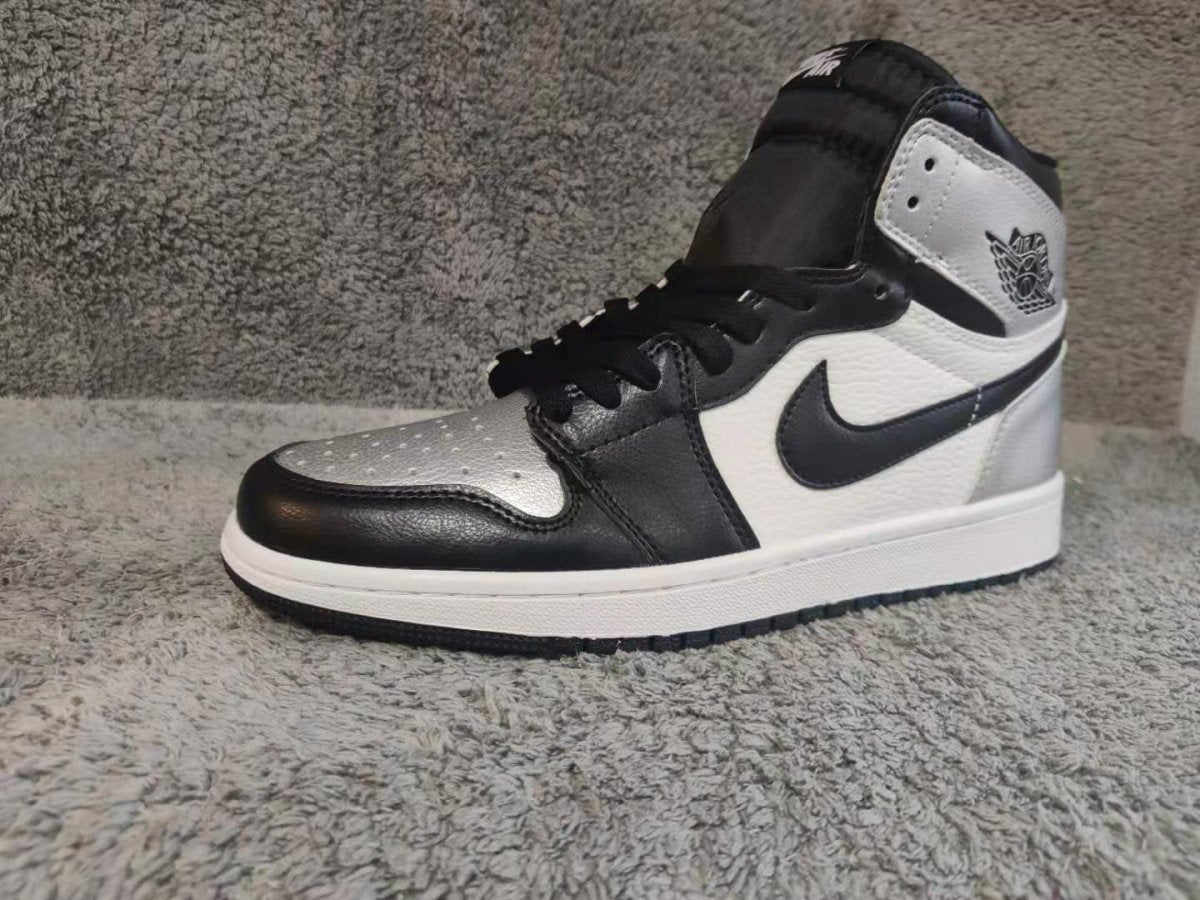 JORDAN 1 HIGH x SILVER TOE