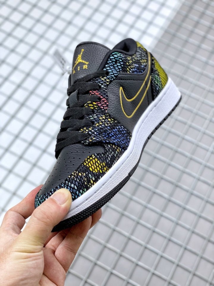 JORDAN 1 LOW x MULTICOLOR SNAKESKIN