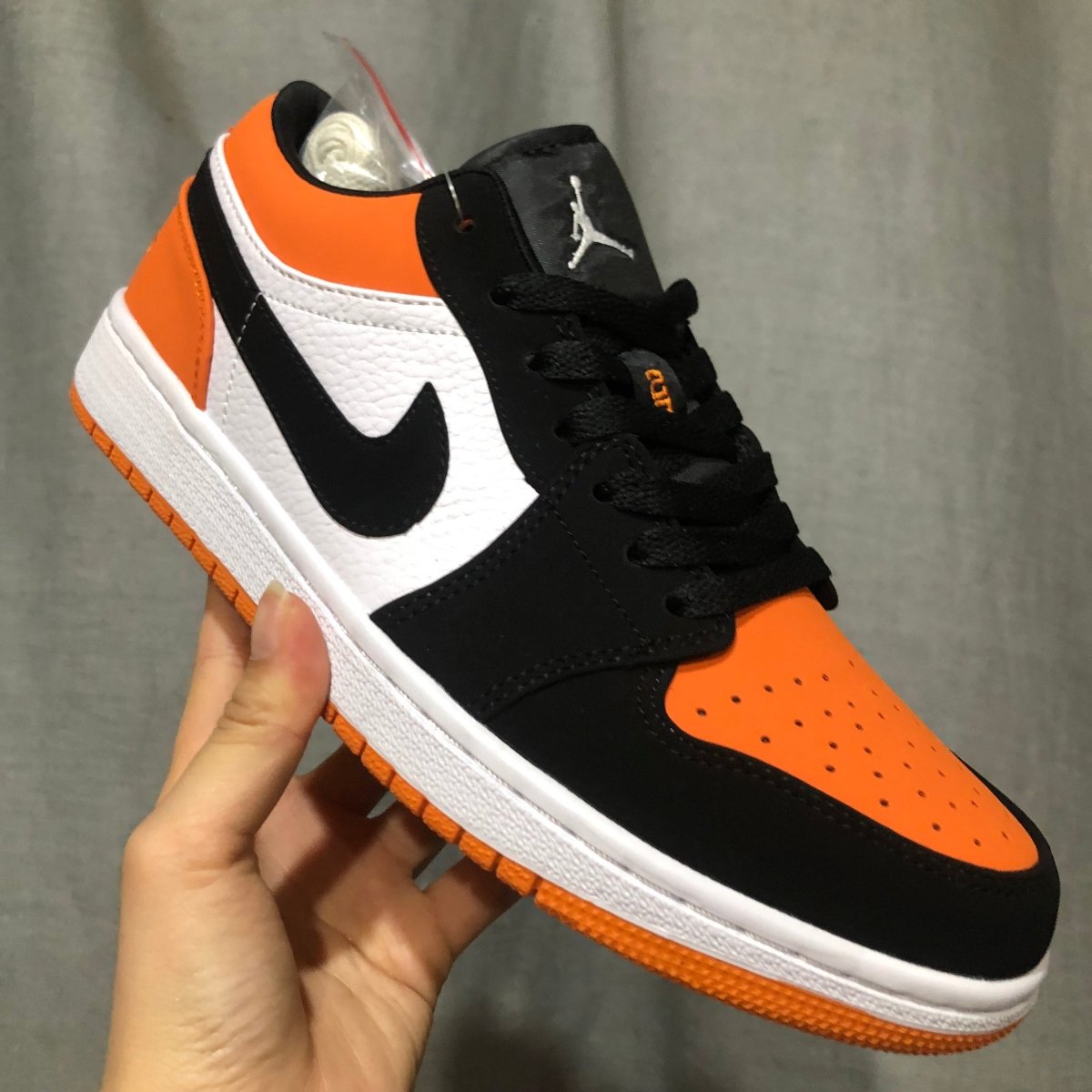 JORDAN 1 LOW x SHATTERED BACKBOARD