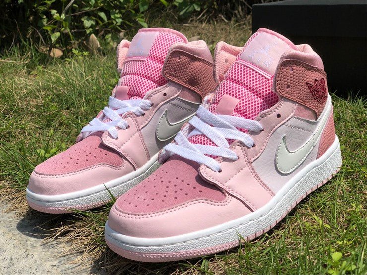 JORDAN 1 MID x DIGITAL PINK