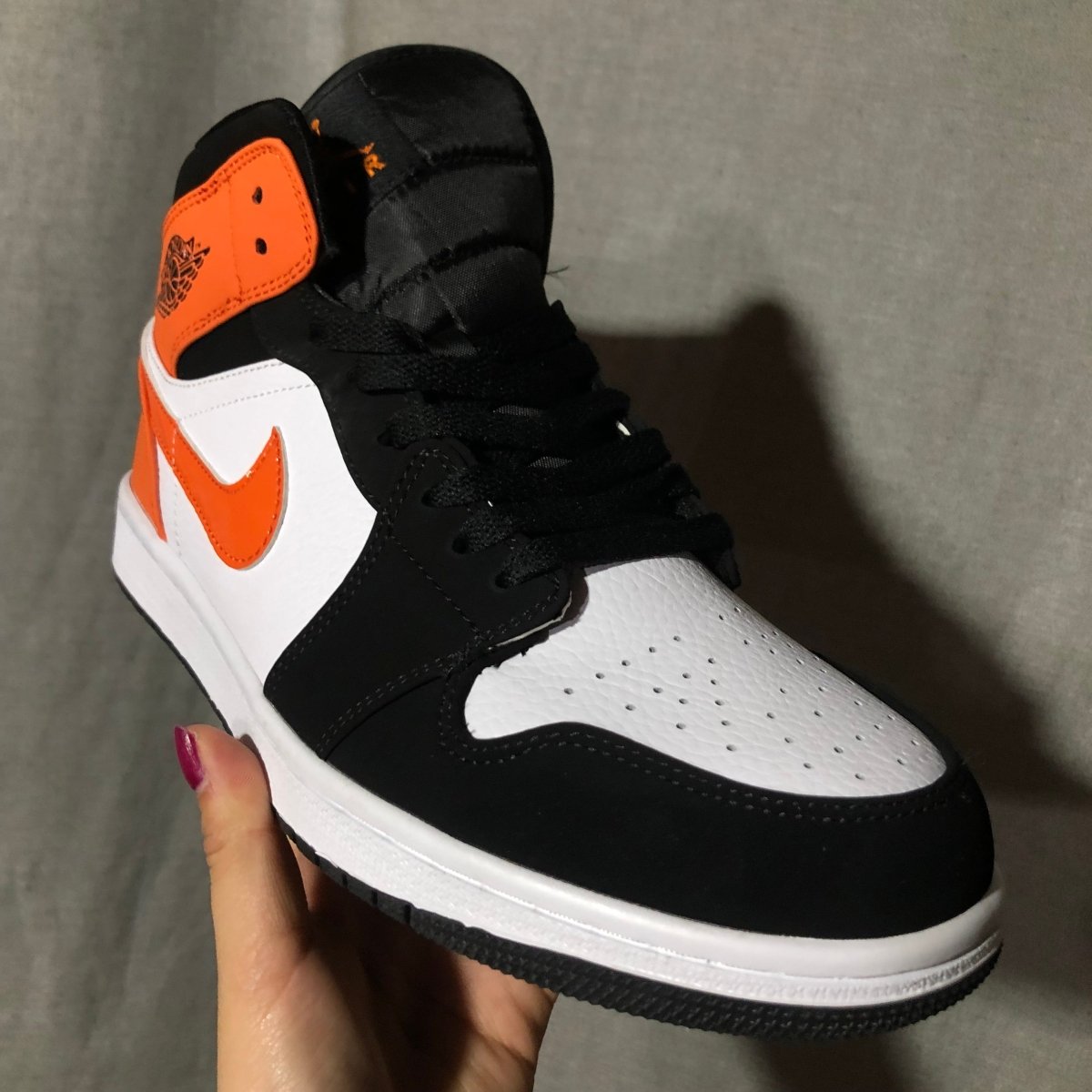 JORDAN 1 MID x SHATTERED BACKBOARD