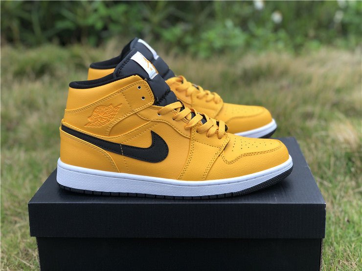 JORDAN 1 MID x UNIVERSITY GOLD BLACK