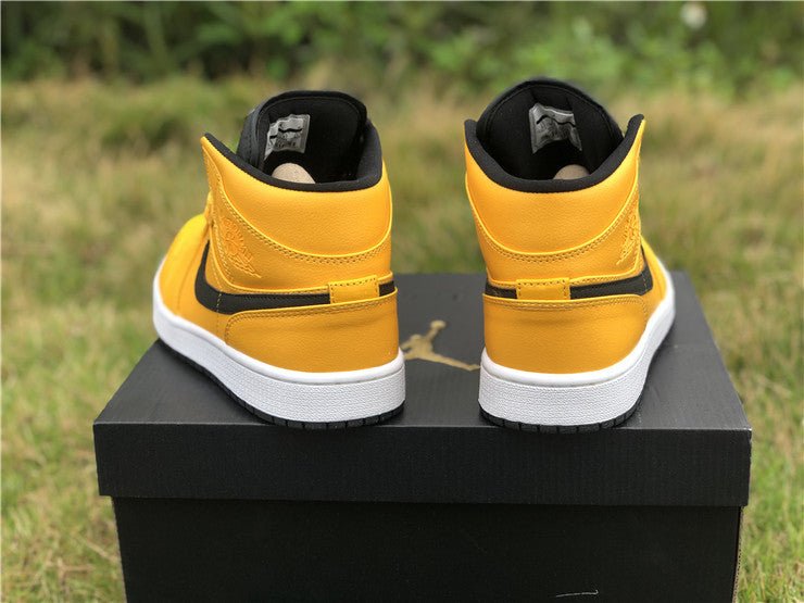 JORDAN 1 MID x UNIVERSITY GOLD BLACK