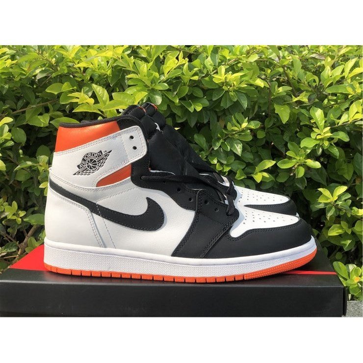 JORDAN 1 RETRO HIGH x ELECTRO ORANGE