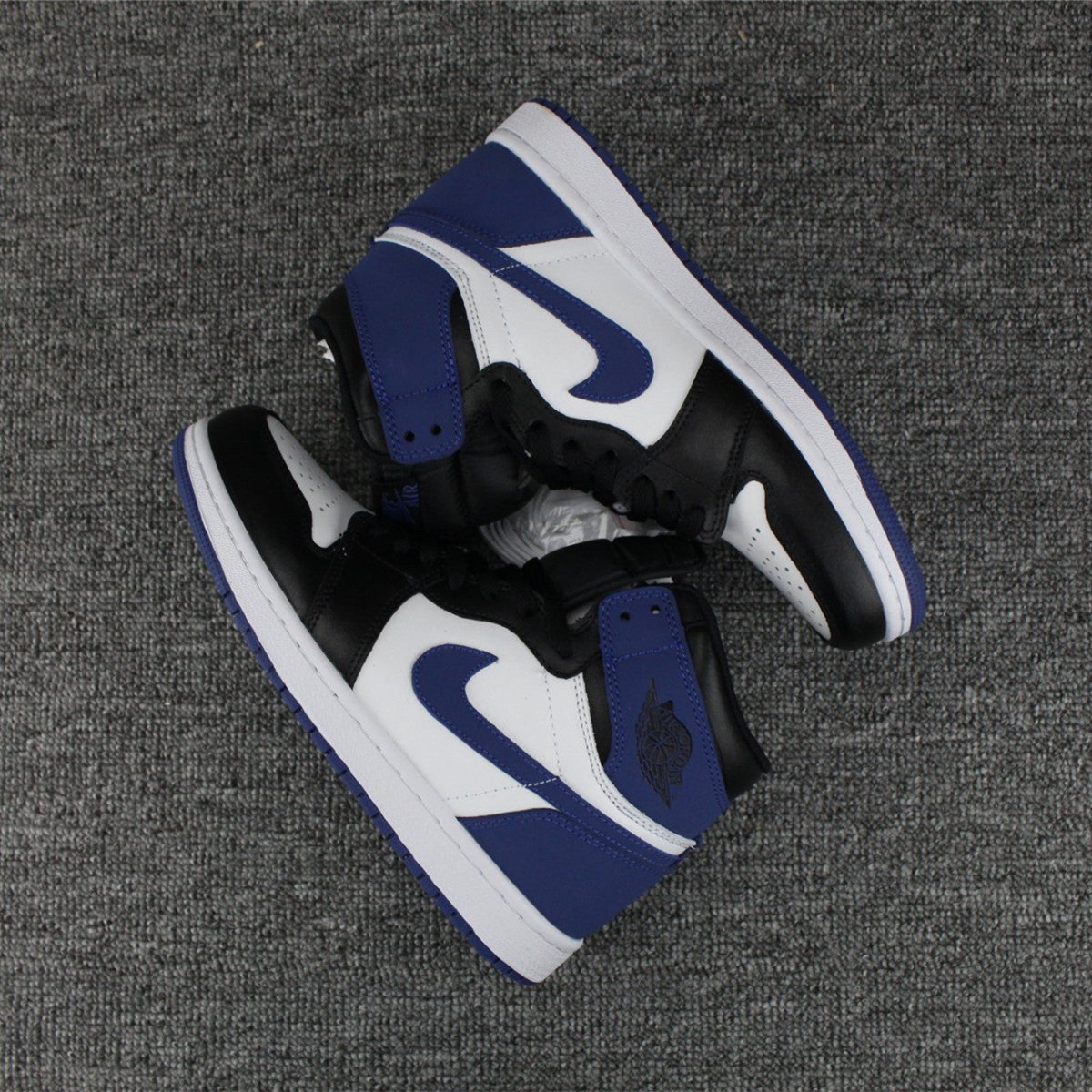 JORDAN 1 RETRO HIGH x FRAGMENT