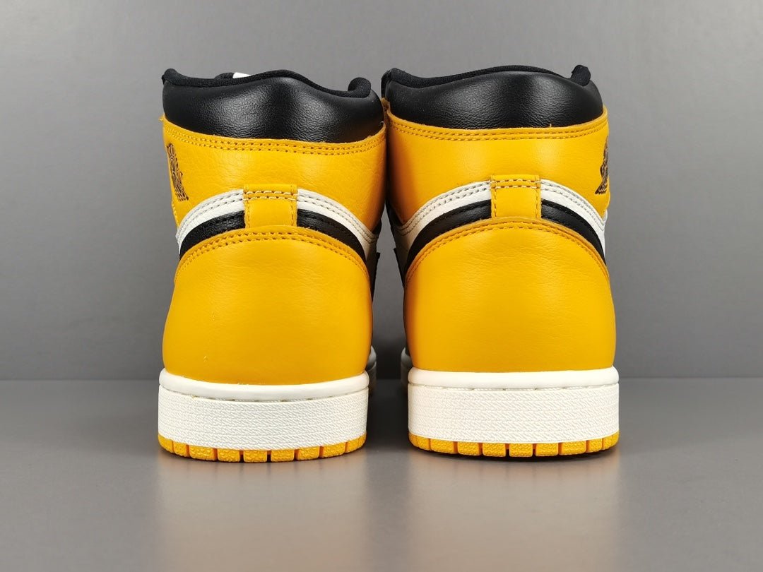 JORDAN 1 RETRO HIGH x TAXI