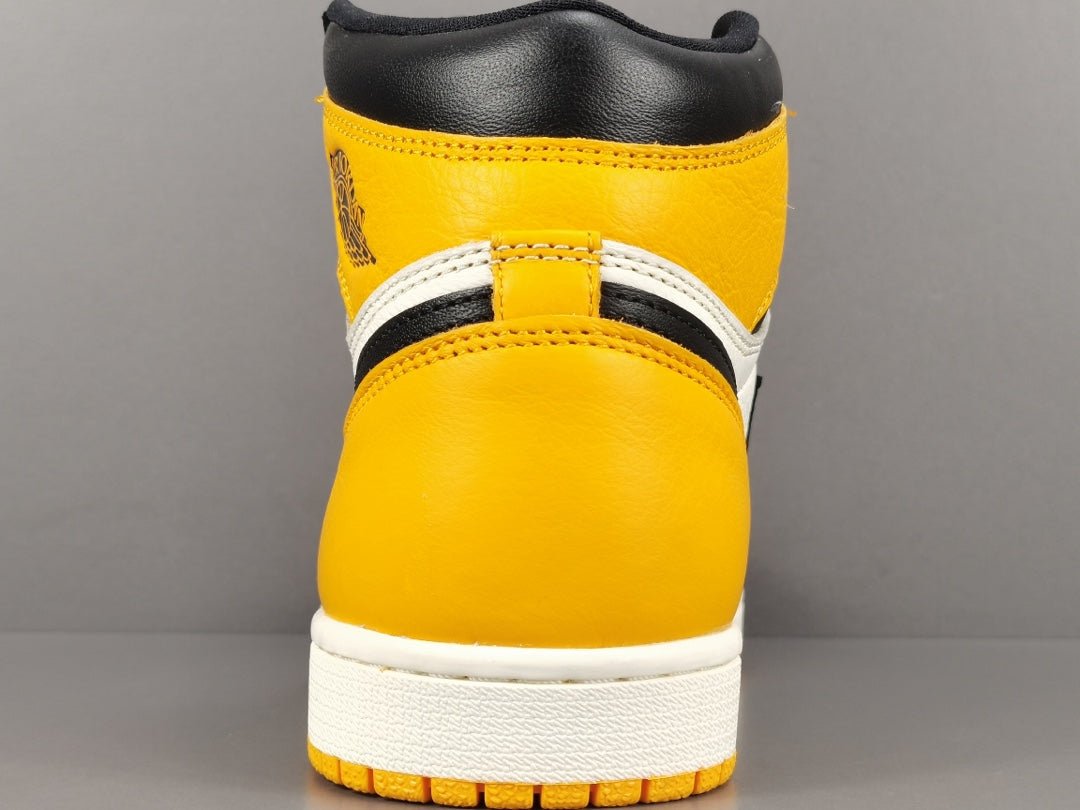 JORDAN 1 RETRO HIGH x TAXI