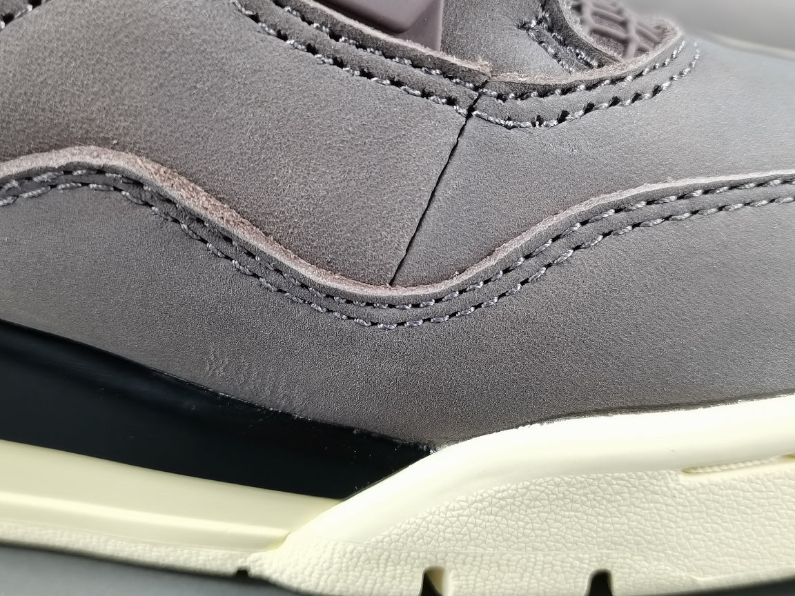 JORDAN 4 x A MA MANIERE VIOLET ORE