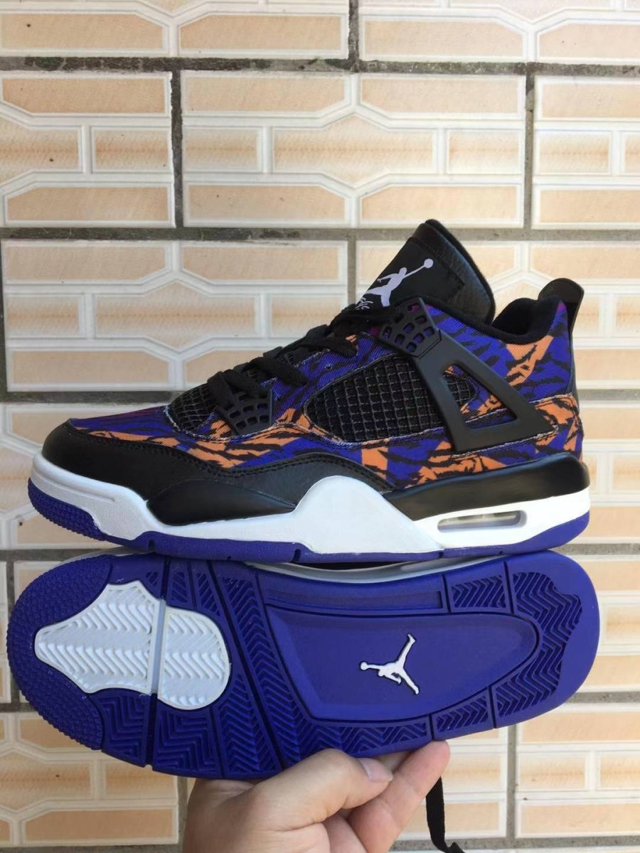 JORDAN 4 x BLACK RUSH VIOLET