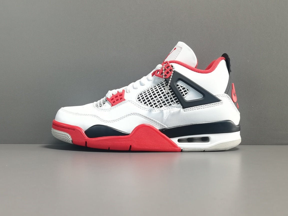 JORDAN 4 x FIRE RED