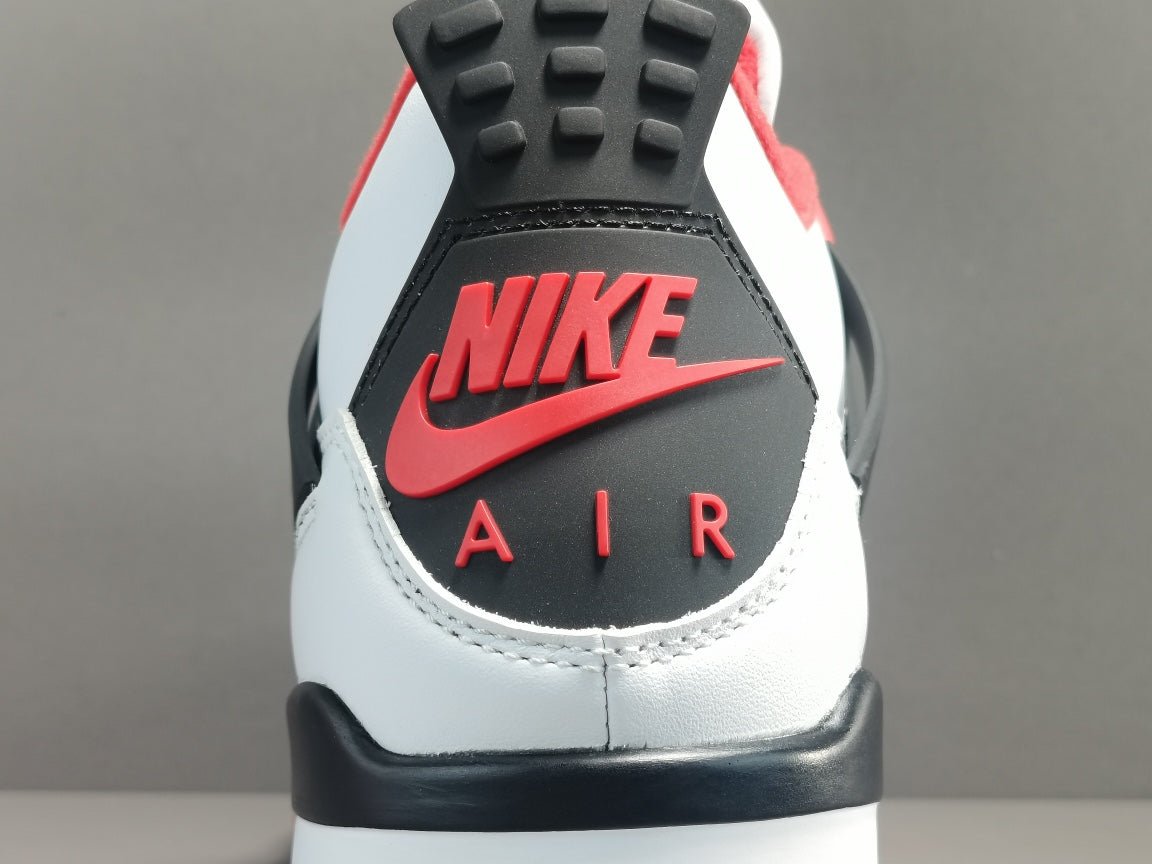 JORDAN 4 x FIRE RED