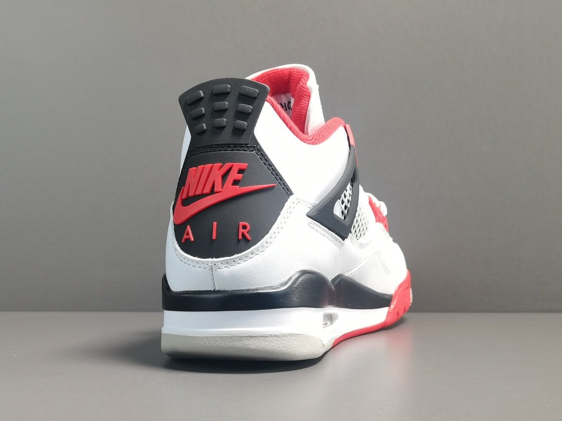 JORDAN 4 x FIRE RED