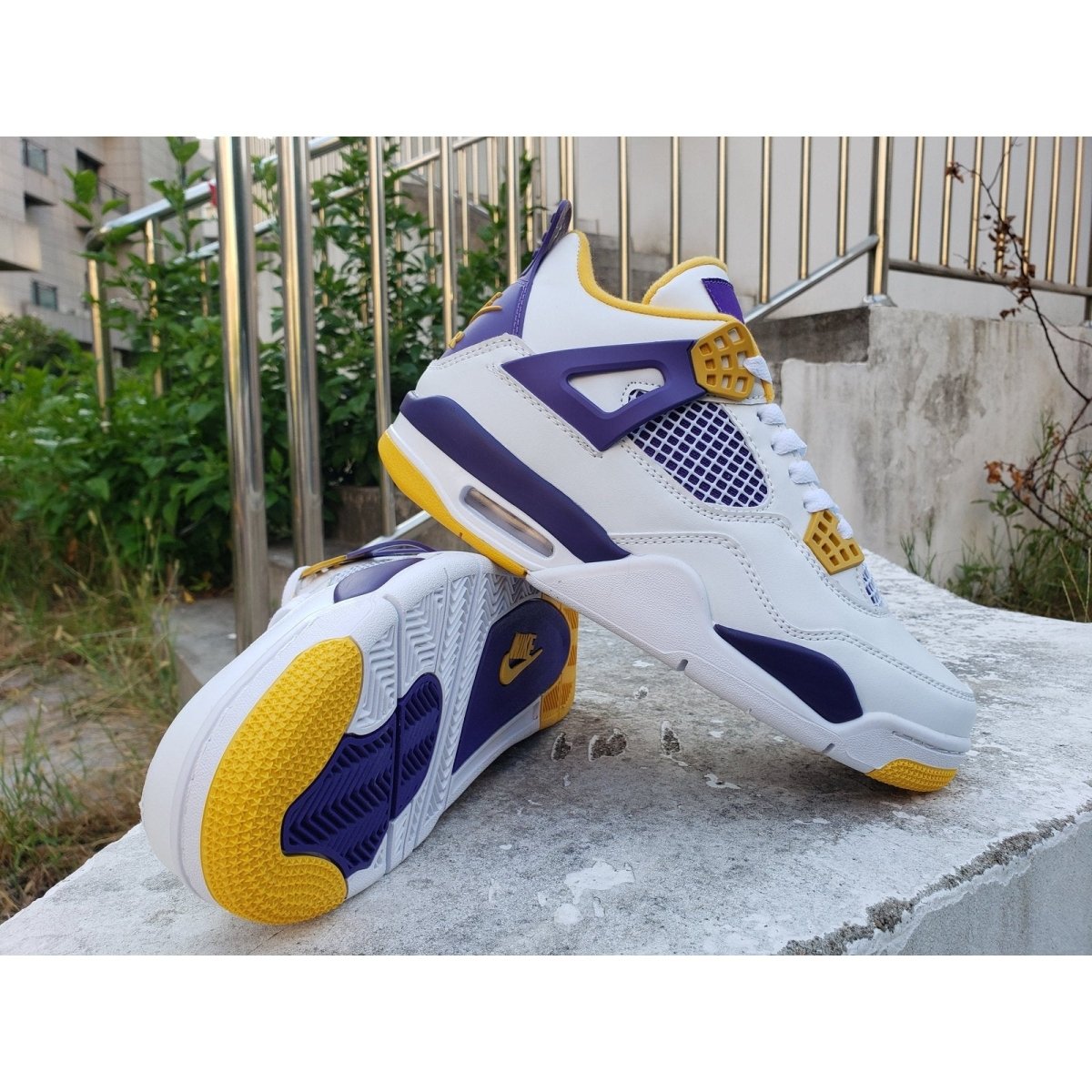 JORDAN 4 x LAKERS HOME