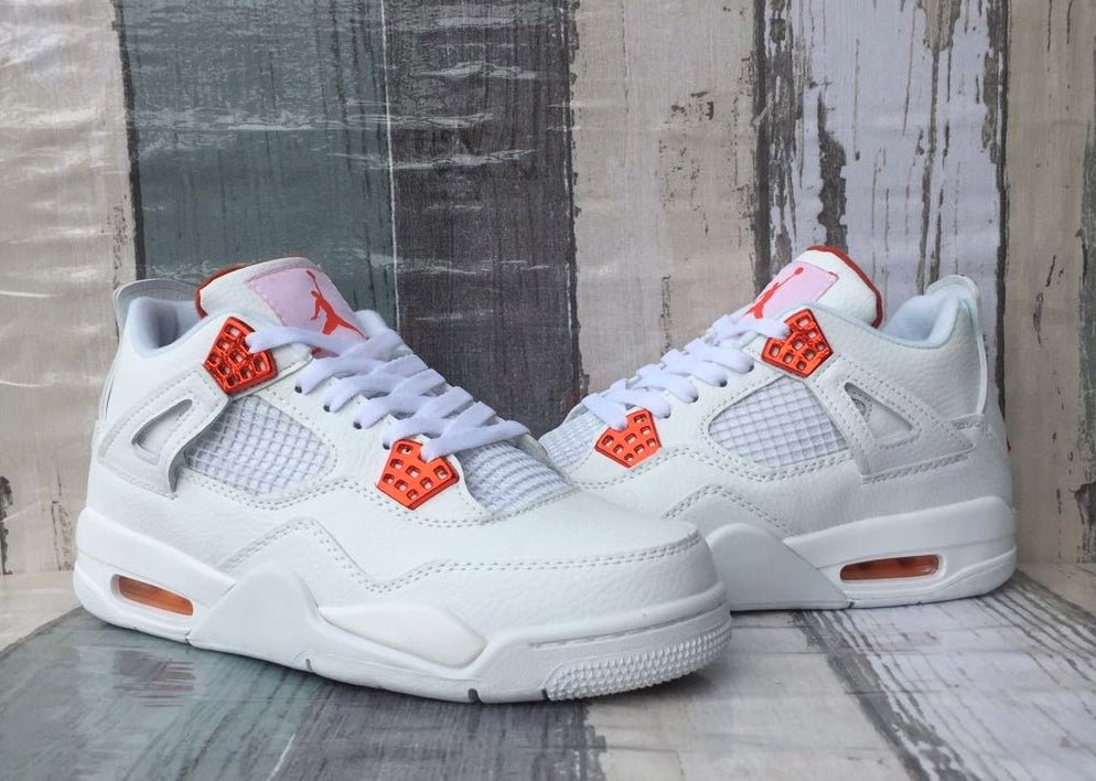 JORDAN 4 x METALLIC ORANGE