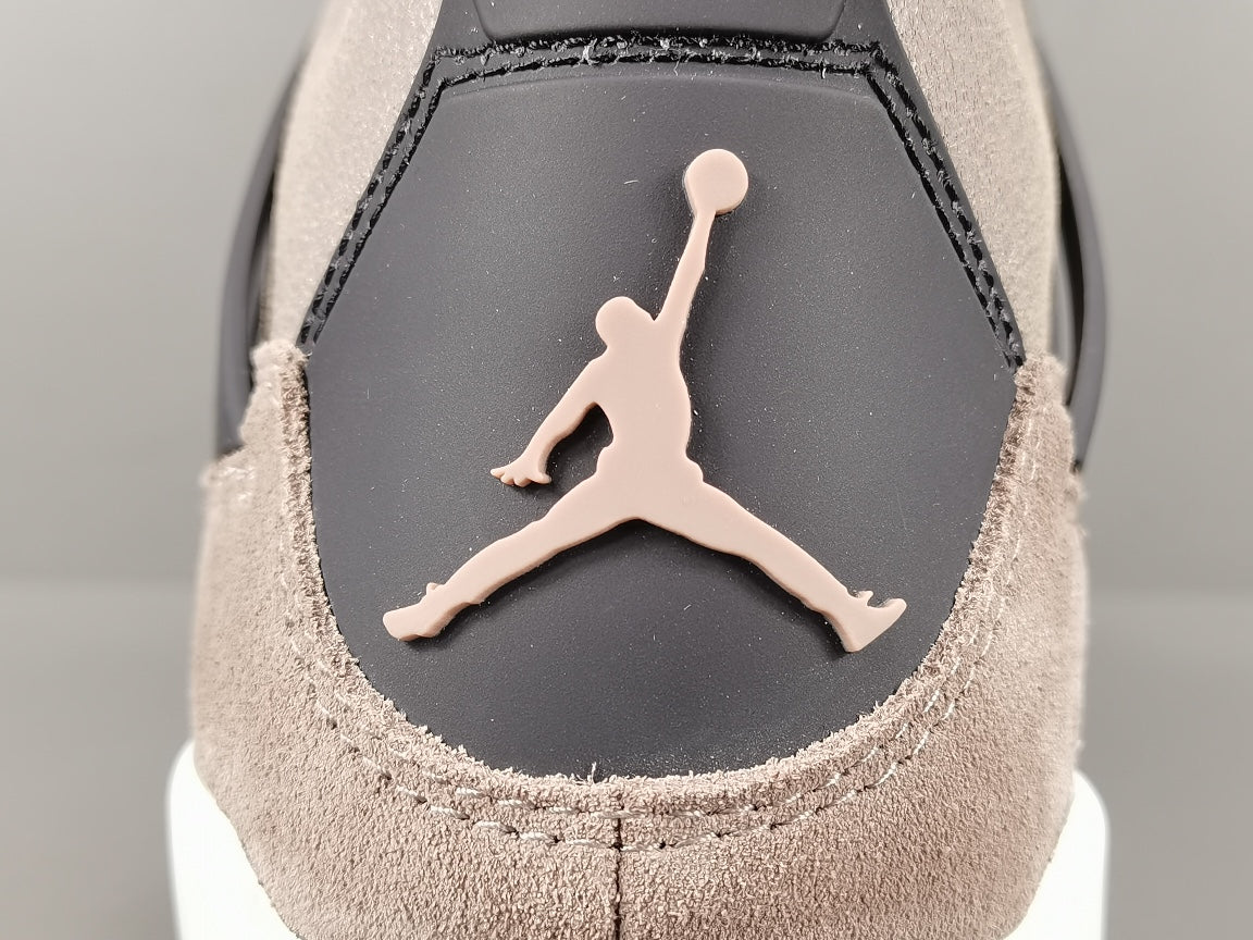 JORDAN 4 x TAUPE HAZE