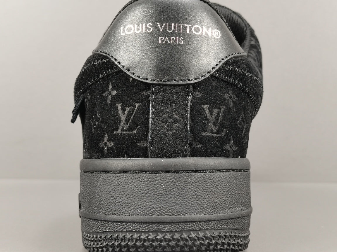 NIKE AIR FORCE 1 x LOUIS VUITTON BLACK/BLACK