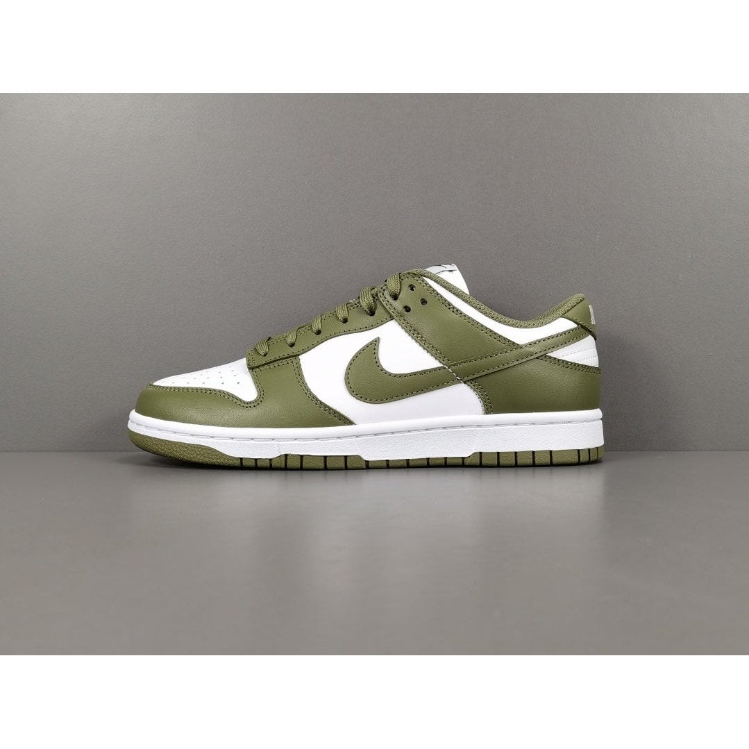 NIKE DUNK x MEDIUM OLIVE